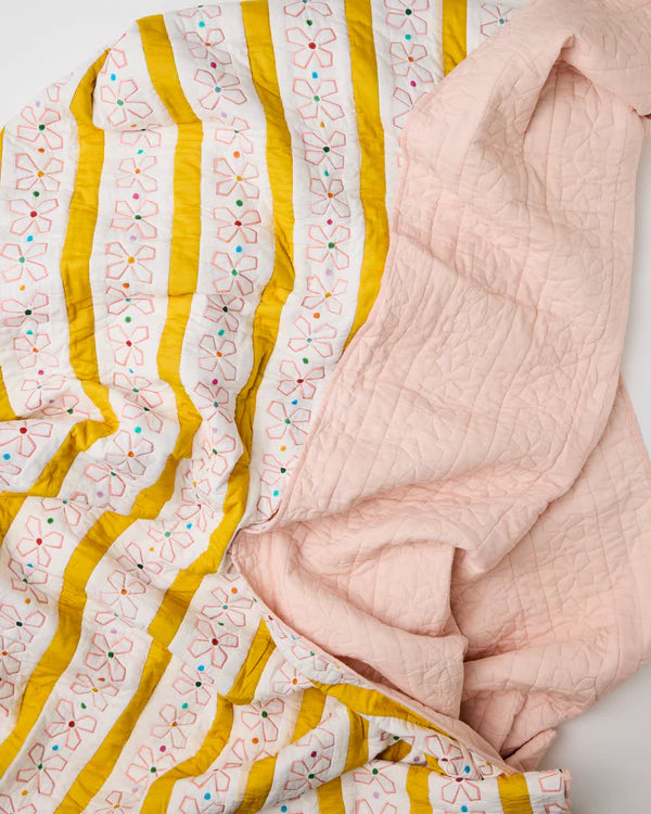Kip & Co x Anna Spiro Daisy Chain Organic Cotton Quilted Bedspread - Large