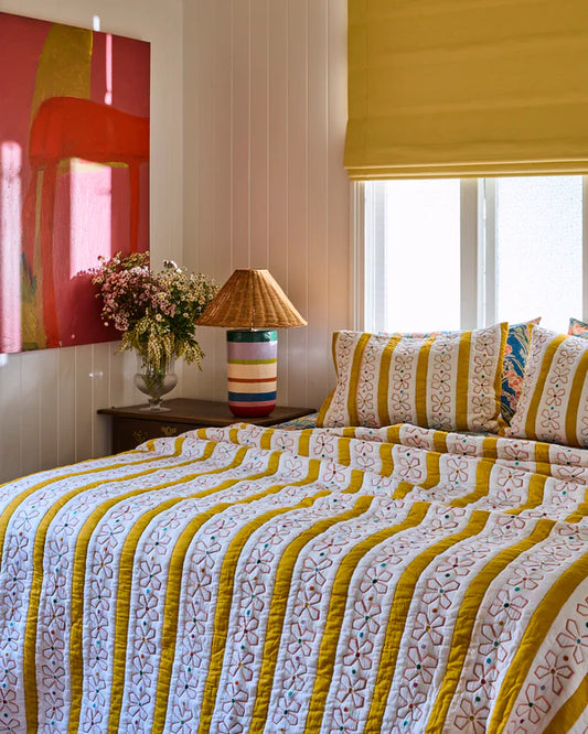 Kip & Co x Anna Spiro Daisy Chain Organic Cotton Quilted Bedspread - Large