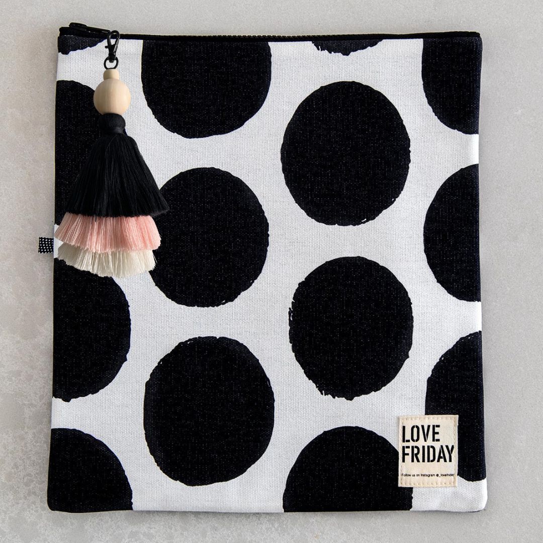 Sydney With Tassel Black