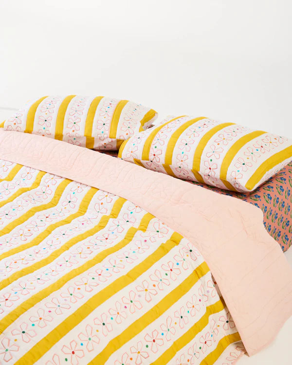 Kip & Co x Anna Spiro Daisy Chain Organic Cotton Quilted Bedspread - Large