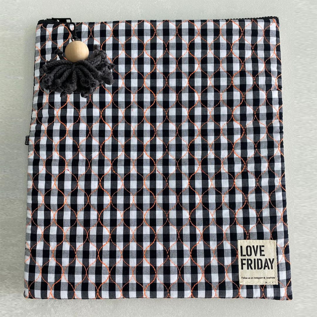 Black Point With Peony Grey