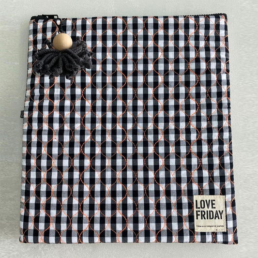 Black Point With Peony Grey